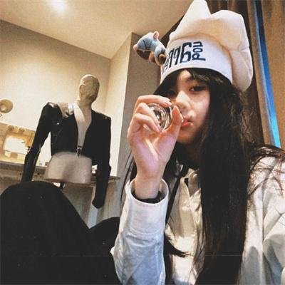 三人新世界粤语